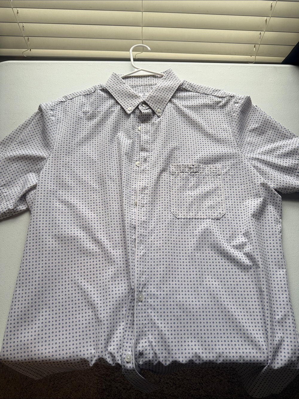 Mizzen+Main White Button-Down Shirt with Navy Micro-Print
